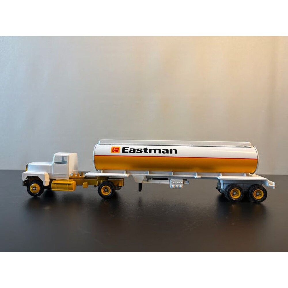 Eastman Chemical Tanker Truck Diecast Promotional Semi Trailer Model